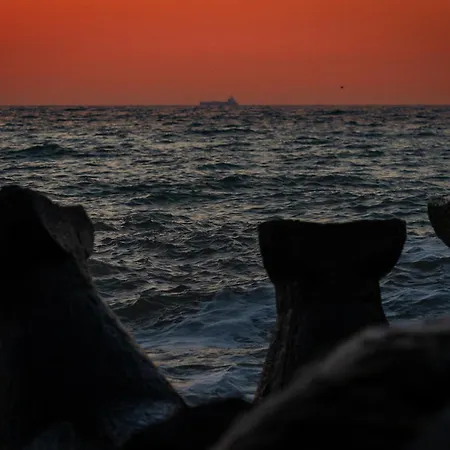 מלון Semiramis סאטורן